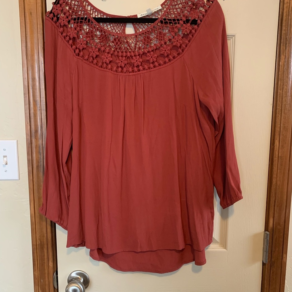 Daniel Rainn Cute Blouse with Detailed neckline